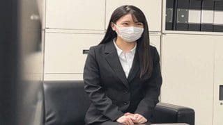 新卒採用SEX面接/純朴清楚 困り笑いが可愛いすぎるインテリ4大生 宮西さん(仮)