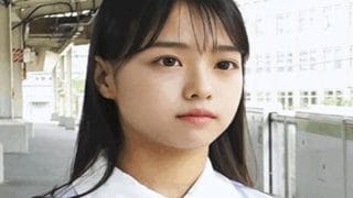 《緊急販売》【電車チカン】★資格マニアの女子○生が異次元の可愛さだった件★国宝級透明感の純潔美少女に禁断の半外半中出し